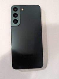 Green Samsung Galaxy S22
