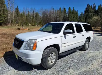 Drives very nice Always serviced regularly SLT heated leather seats, sunroof, remote start, 2 driver...