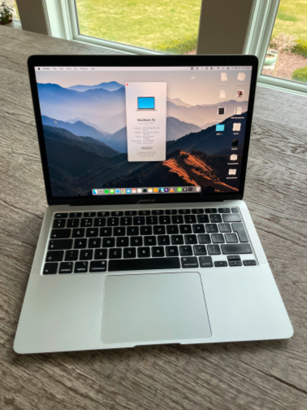 MacBook Air 13" 2020 (8GB Memory - 256GB SSD) in Laptops in Leamington