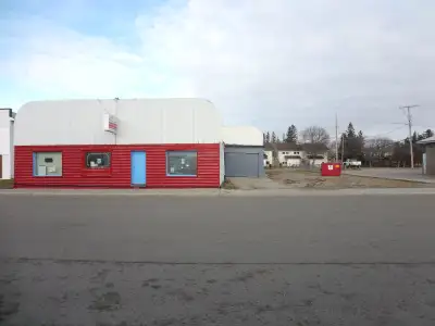 Both restaurant and house for sale special deal Both properties are in Kinistino No leasing. Your ve...