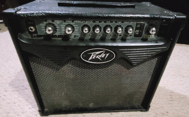 Peavy Guitar Amplifier in Amps & Pedals in Moose Jaw - Image 2