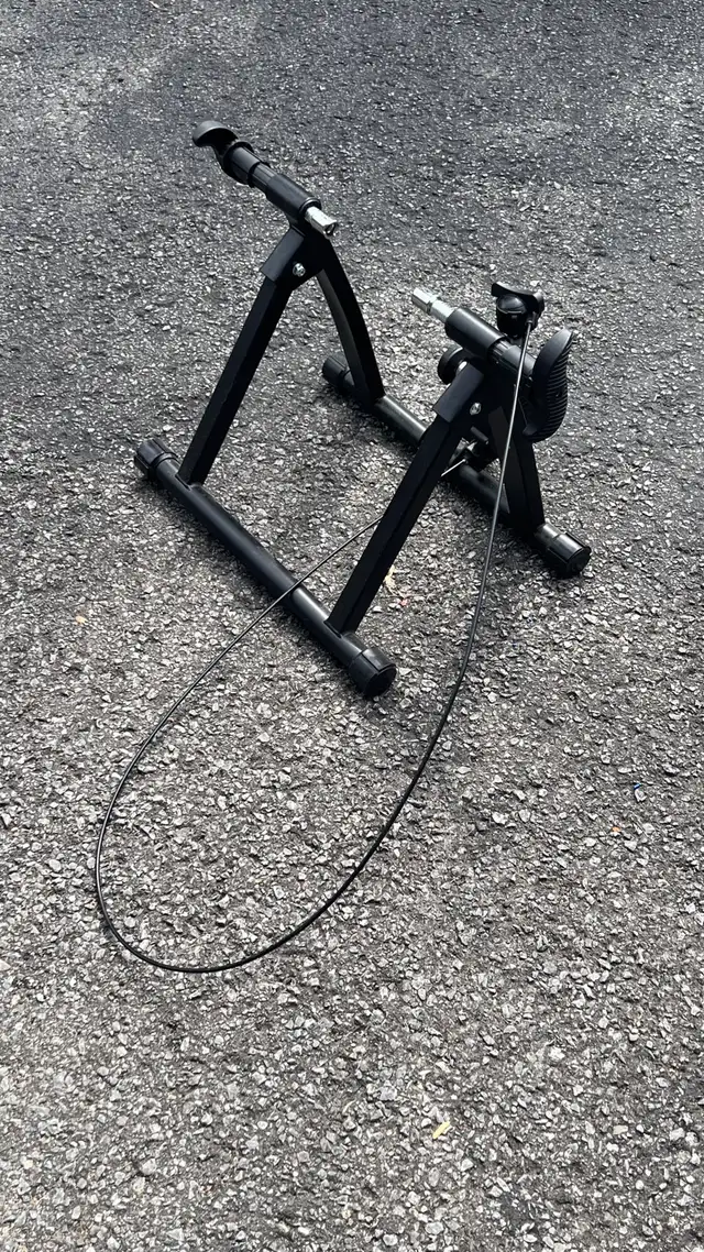 indoor cycling stand in Exercise Equipment in Ottawa - Image 3