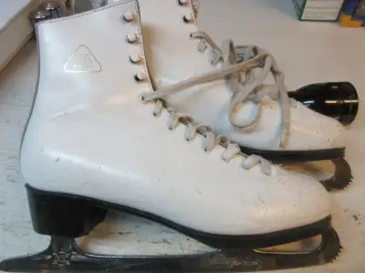 A  VENDRE, View more