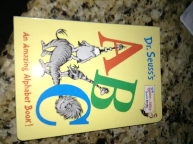 Vintage Dr Seuss books for sale in Children & Young Adult in London - Image 3
