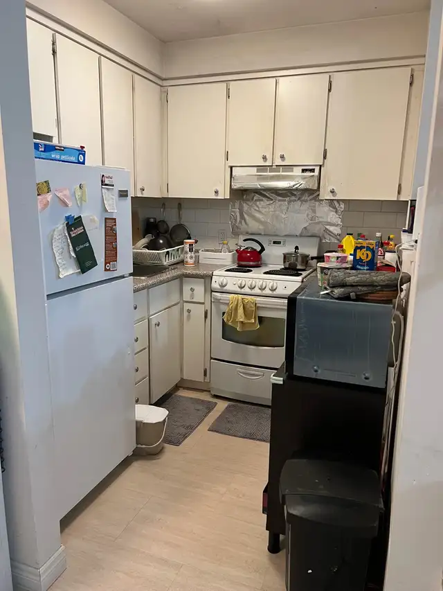 Room for rent  in Room Rentals & Roommates in City of Toronto - Image 5