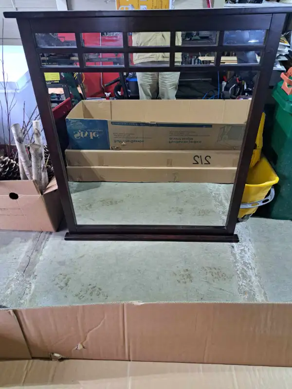 Wall Mirror64357850625921120