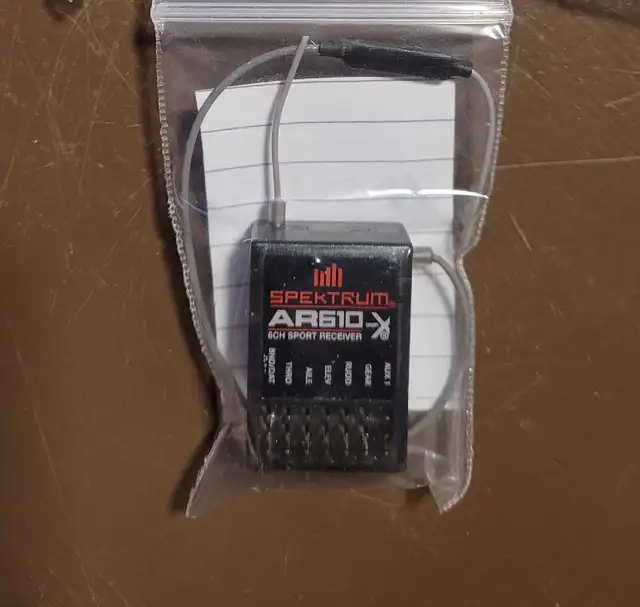 (avion rc) receiver AR610 in Hobbies & Crafts in Lévis - Image 2