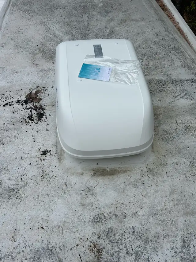 RV Air conditioners with heat pump in RVs & Motorhomes in Vernon - Image 3