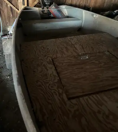 Bought it last year and wanted something bigger . 12ft aluminum boat with removable wood casting dec...