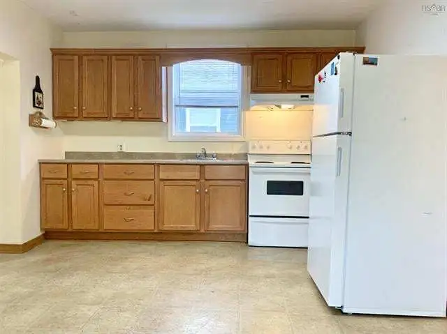 Room for Rent in Room Rentals & Roommates in Truro - Image 12