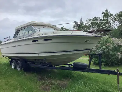 1978 Searay Cabin cruiser This is a project boat. The inboard motors were taken out and the mounting...