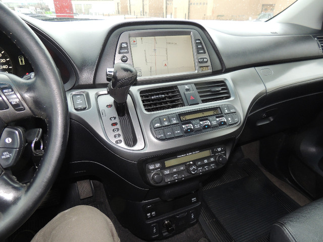 2007 Honda Odyssey Touring in Cars & Trucks in Kelowna - Image 3