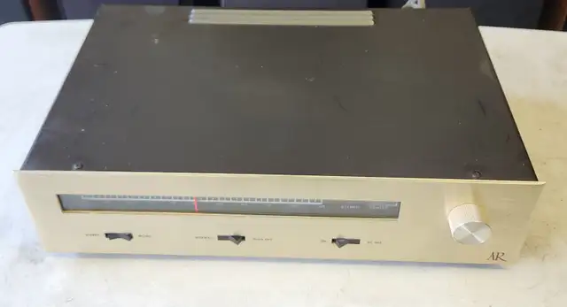 AUDIO RESEARCH AR STEREO TUNER in Stereo Systems & Home Theatre in City of Toronto - Image 3