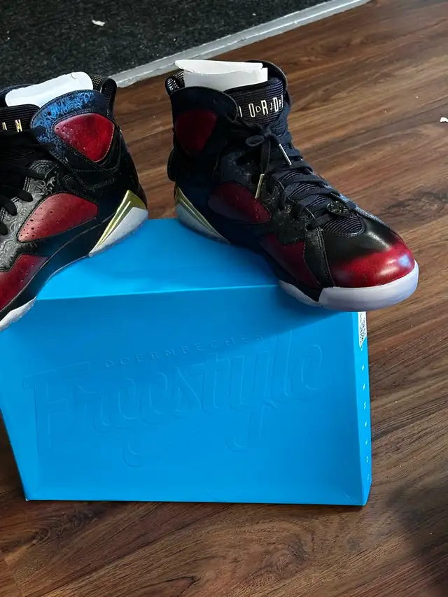 Jordan 7 Retro in Men's Shoes in Markham / York Region - Image 4