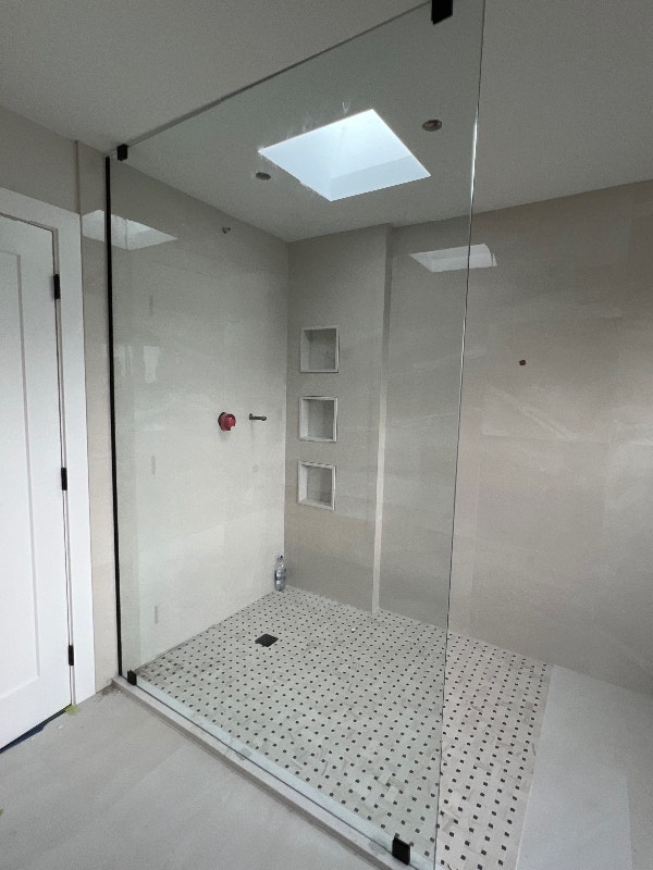 Glass Railings, Shower Doors, Bathtub Doors, Barn doors. Home Décor