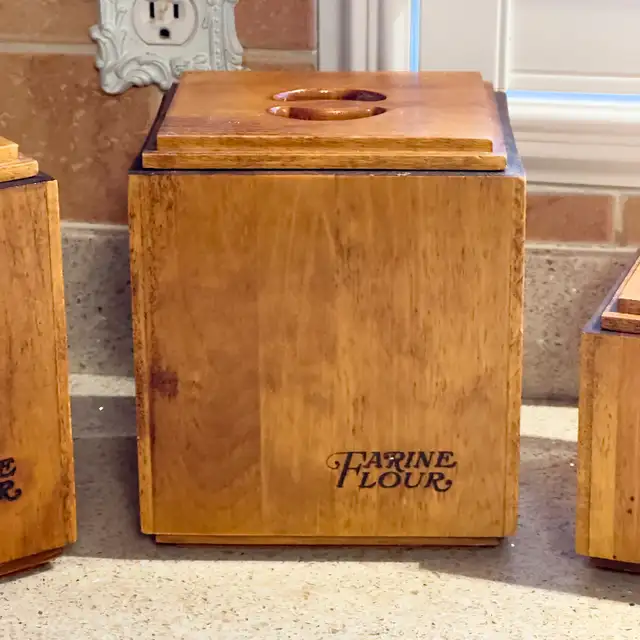 Vintage BarboMaid Wood Containers in Kitchen & Dining Wares in Mississauga / Peel Region - Image 4