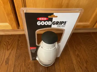 (NEW) OXO GOOD GRIPS CHOPPER, View more
