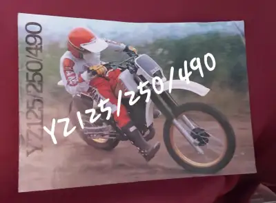 Yamaha YZ Series Dirt Bikes Brochure. Models: Features YZ125, YZ250, and YZ490 models. In Nice Condi...