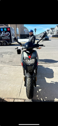 2023 Aprilia SR 50 Motard