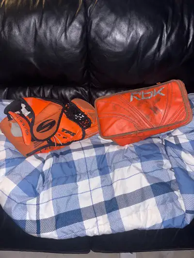 RBK Hockey Glove Set, View more