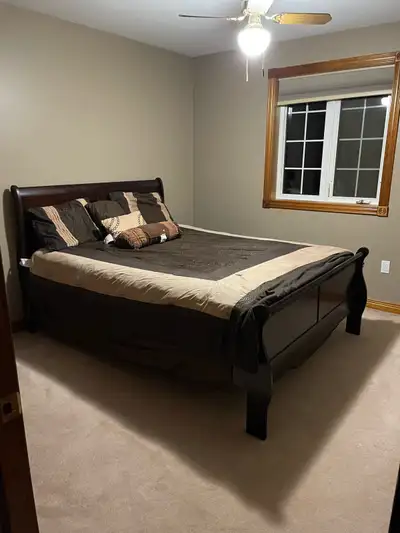 Furnished room for rent. Ideal for a Holland College student and in a short term course. No vistors...