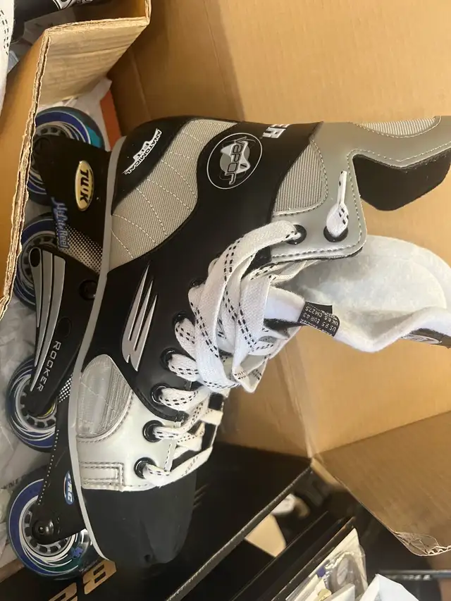 BNIB Bauer Inline Skates in Skates & Blades in City of Toronto - Image 5