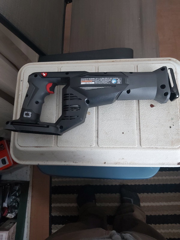 Craftman cordless reciprocating saw in Power Tools in Sault Ste. Marie - Image 2