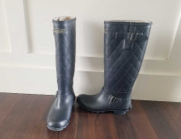 Wind River rain boots size 7