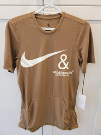 Nike x UNDERCOVER JUN TAKAHASHI POCKET TEE MEN's size XS.