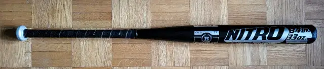 Bombat Nitro Spacecraft Aluminum Metal Official Softball Bat in Baseball & Softball in Oshawa / Durham Region - Image 2