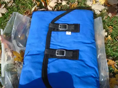 Horse harness and equipment for sale. Offering harness, carriages, cutters, jogger, race bike, saddl...