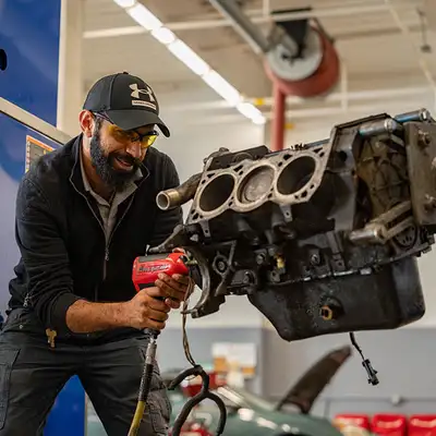 Experienced Automotive Mechanic Wanted – Full Time, View more