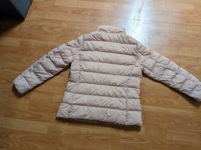 Uniqlo Ultra Light Down Jacket - Women's Large in Women's - Tops & Outerwear in Edmonton - Image 3