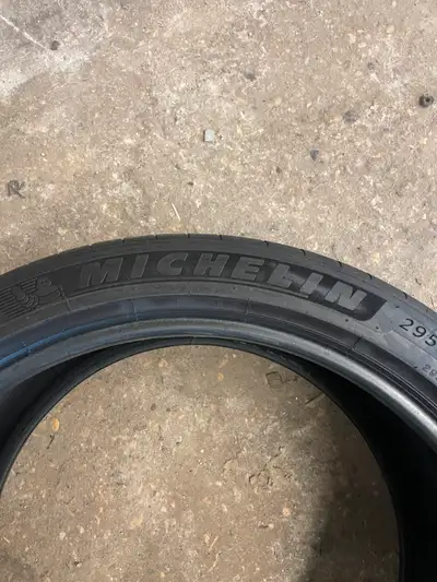 I Have a Nice pair (2) of295/35/21 Michelin PILOT SPORT 4S 107Y used for sale. Tread Depth is around...
