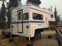 FOR SALE REDUCED $13,000.00 1998 16 FT FRONTIER TRUCK CAMPER
