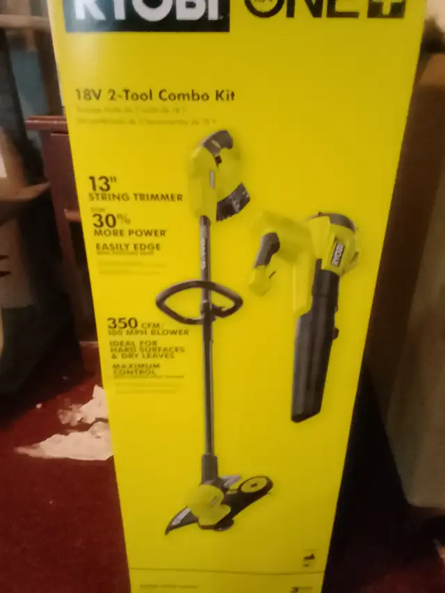 Ryobi 18V 2 Tool Combo Kit (13" String Trimmer&Leaf Blower) in Hand Tools in London - Image 2