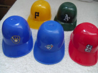 MAJOR LEAGUE MLB- MINI BATTING HELMETS.