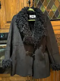 Woman’s Black faux fur shearling coat coat