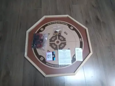 Jeu Crokinole - Croquinole Dame et Backgamon Manque la boite et les jetons, vous pouvez utilisé les...