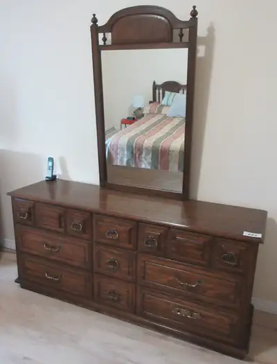 KROEHLER NINE DRAWER DRESSER WITH MIRROR, View more