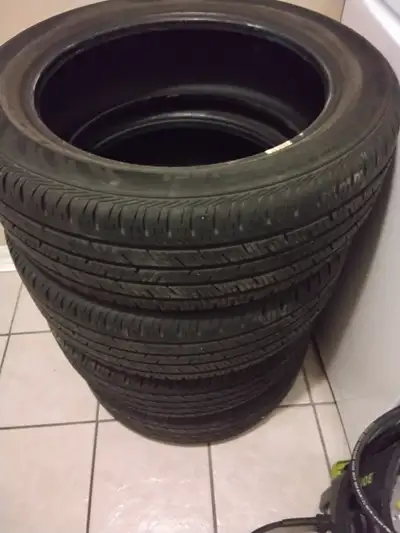 Four winters tres tolal. 215/55/18. Two are Bridgestone 4years old the other two are continental 7 y...