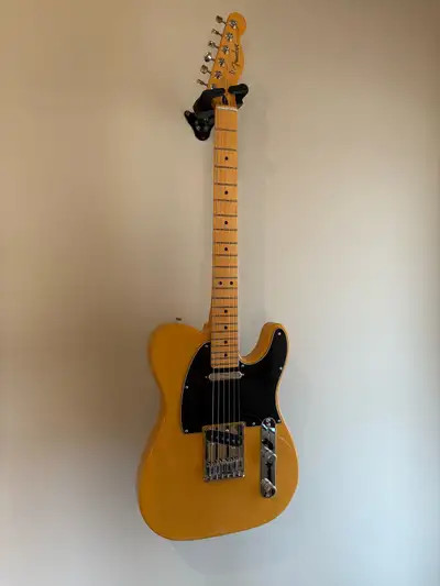 Fender Player II Telecaster in like new condition. Purchased new from Long and McQuade on 01/29/2025...