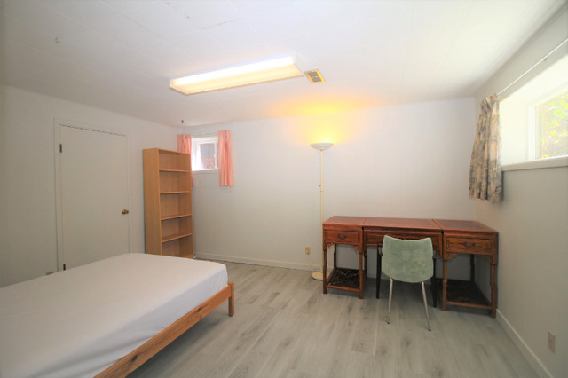 Next to mall and transit - one bedrooms with ensuite bathroom in Long Term Rentals in Burnaby/New Westminster - Image 3