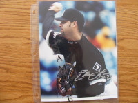 FS: Esteban Loaiza (Chicago White Sox) 8x10 Autographed Photo