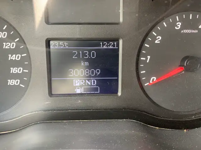 Sprinter van559287533033891844