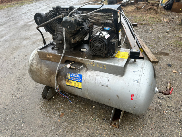 Air compressor 10hp 3phase  in Power Tools in Saint John - Image 4