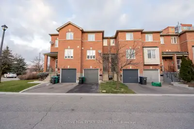 Spacious Townhouse for Rent Near Brampton GO Station – Perfect for Toronto Commuters!! Discover this...