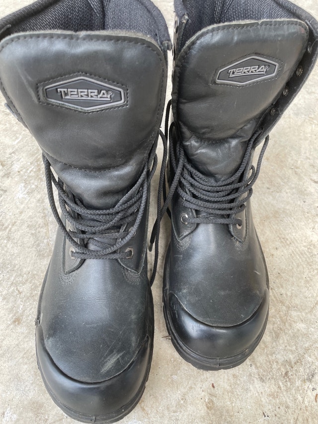 Steel Toe Leather work boots Men's Shoes Thunder Bay Kijiji