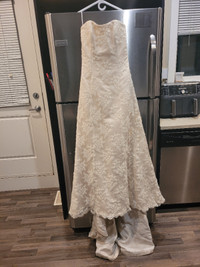 Maggie Sottero J857 Wedding Dress