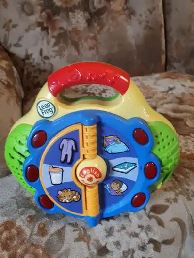 Leapfrog Bilingual English French Radio Book, View more